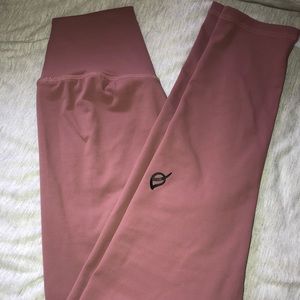 The Taylor “Stay True” legging in Ash Rose